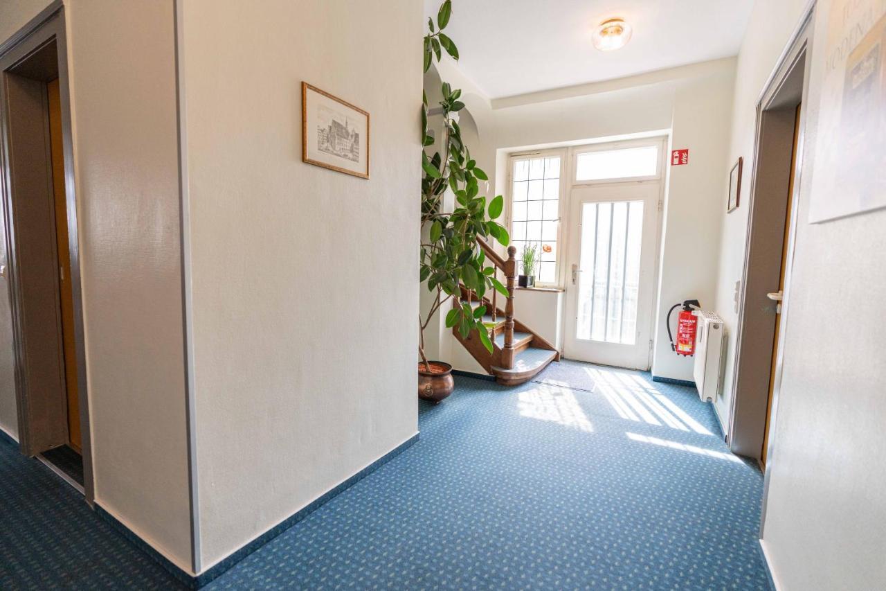 Hotel Am Roemerplatz อูล์ม ภายนอก รูปภาพ